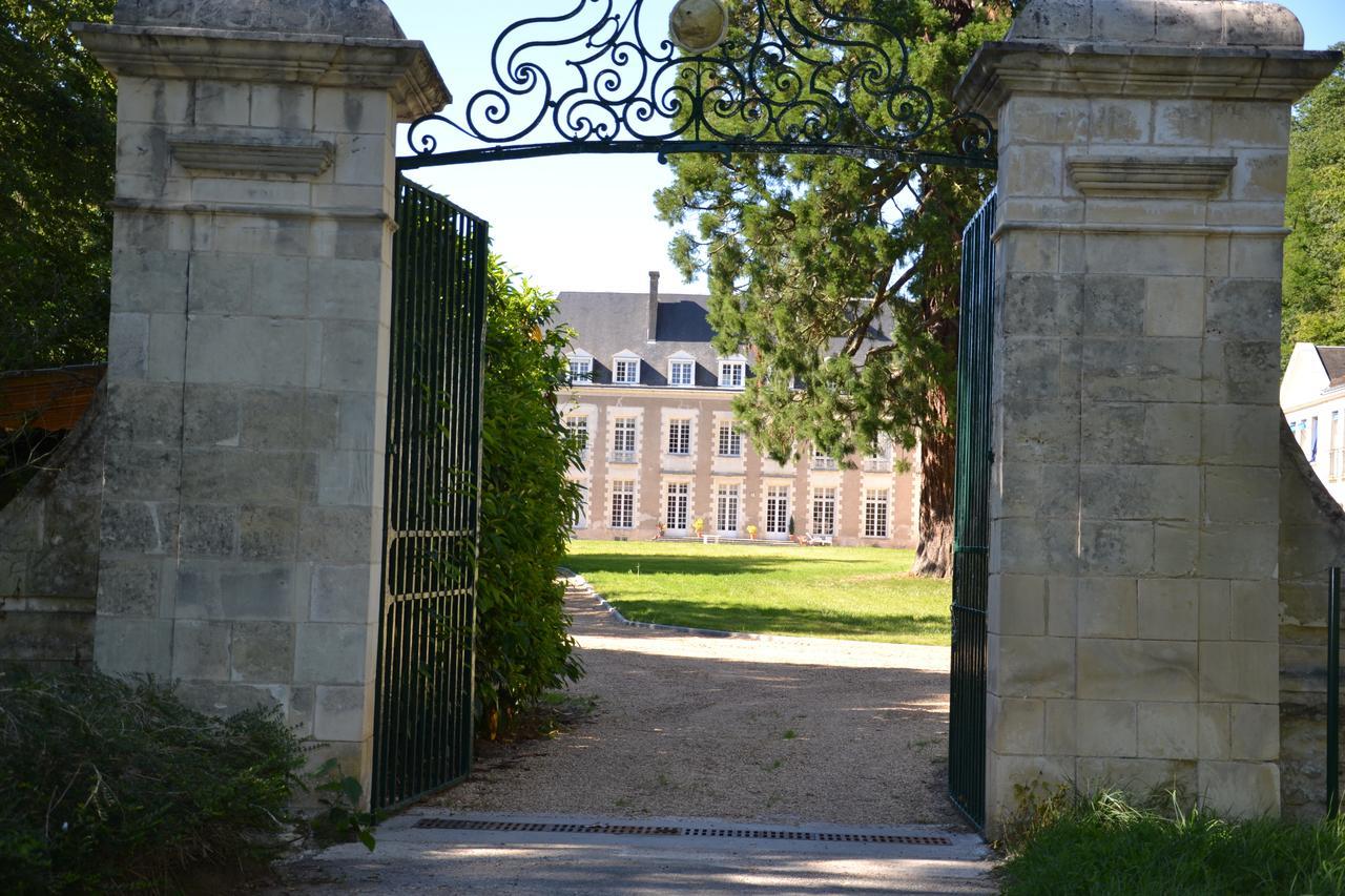 Chateau De Saint Ouen Les Vignes Exteriör bild
